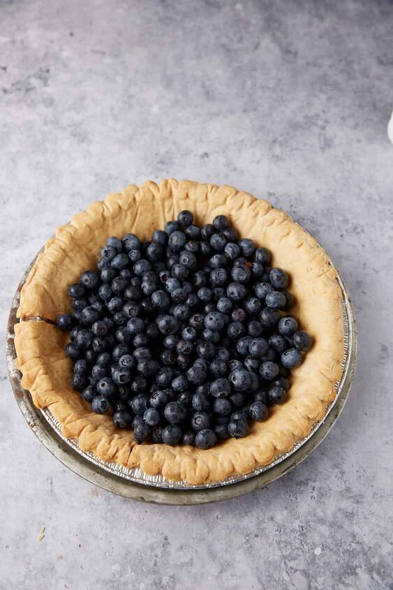 recipe for fresh blueberry pie that s not runny, Add fresh berries to a cooked pie crust