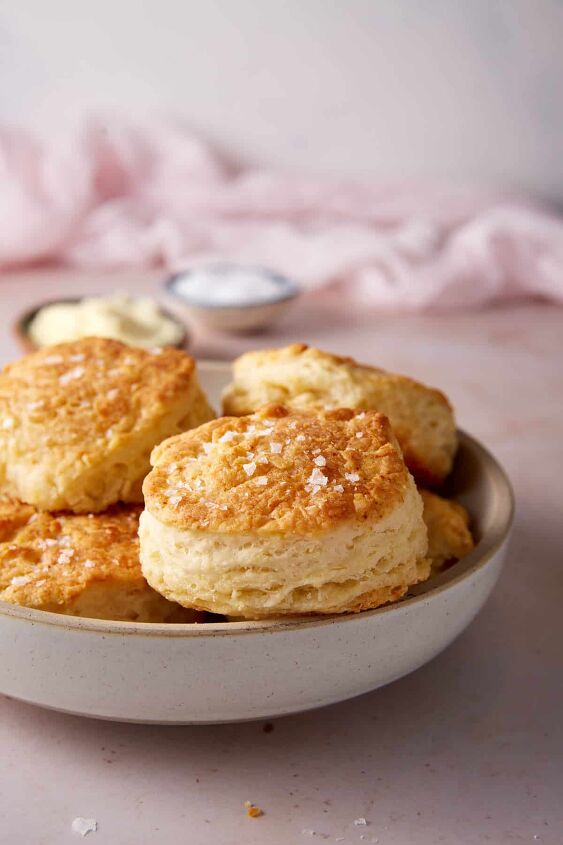 old fashioned buttery 7 up biscuits, A bowl of round 7 UP biscuits