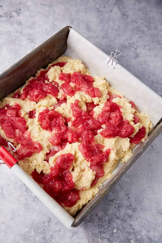 rhubarb coffee cake with brown butter crumble, Repeat the layers