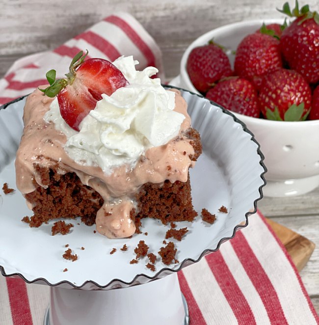 fresh strawberry chocolate poke cake recipe