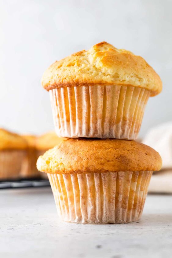 the best vanilla muffins, Two muffins stacked atop each other