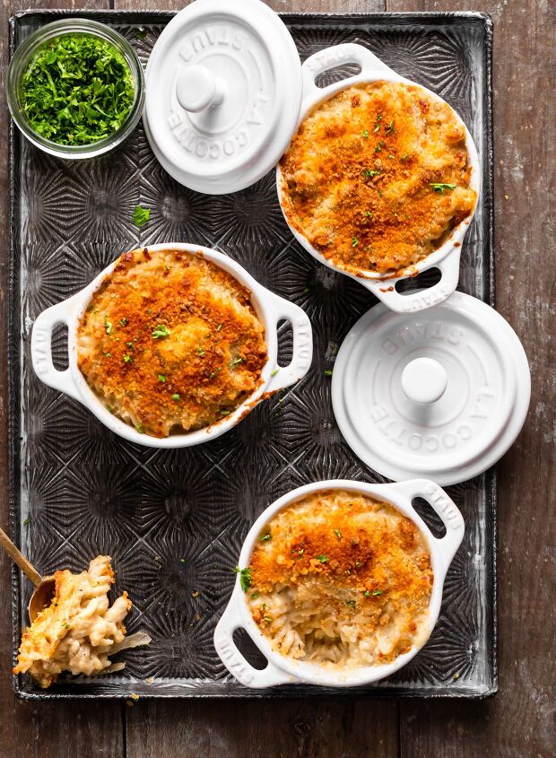 french onion mac and cheese, This recipe is the perfect balance of rich without being overpowering