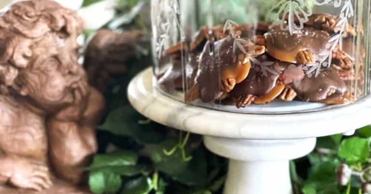 Salted Turtle How to Make Delicious Salted Caramel Turtles | Foodtalk