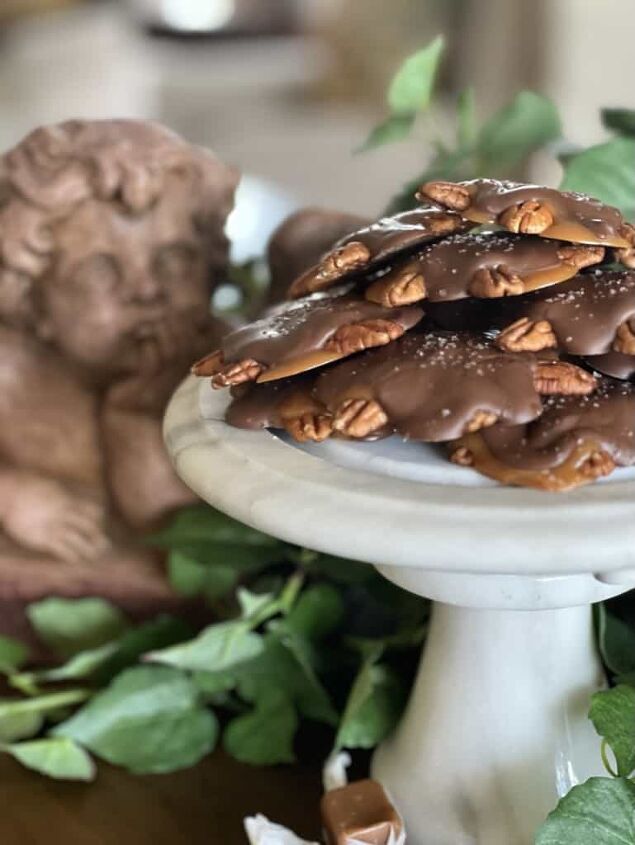 Salted Turtle How to Make Delicious Salted Caramel Turtles | Foodtalk