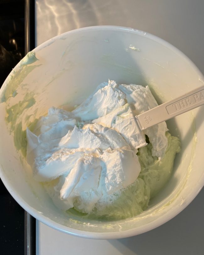 three quick easy dessert ideas, mixing bowl with whipped topping ready to fold