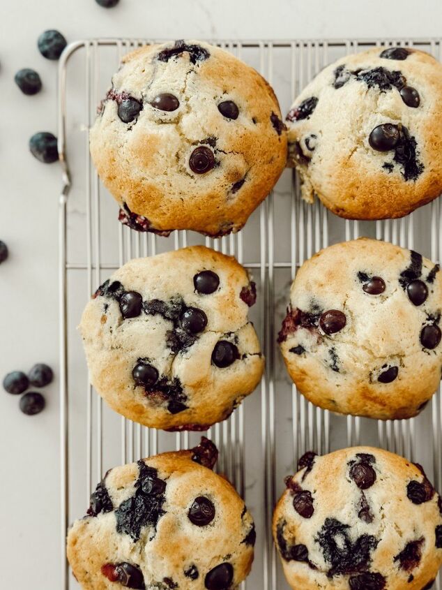 lemon blueberry muffins, Blueberries and lemons are the perfect combination for a muffin