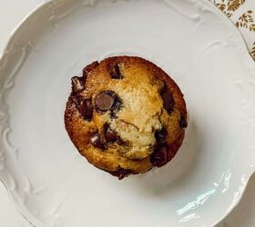 bakery style chocolate chip muffins, Moist Muffins