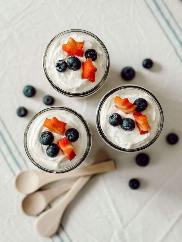 mini cheesecake trifle with berries, An easy delicious treat with strawberries blueberries served in mason jars