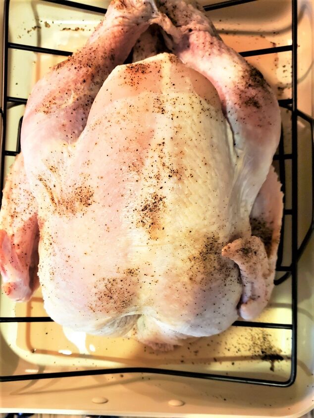 Guaranteed Easy Juicy Crispy Roast Turkey Recipe | Foodtalk