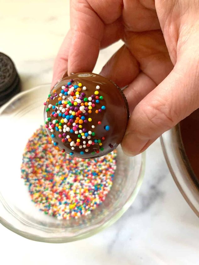 chocolate covered ice cream bites with oreos, Sprinkle with sprinkles