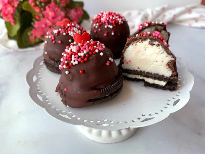 chocolate covered ice cream bites with oreos, Valentine s Bites