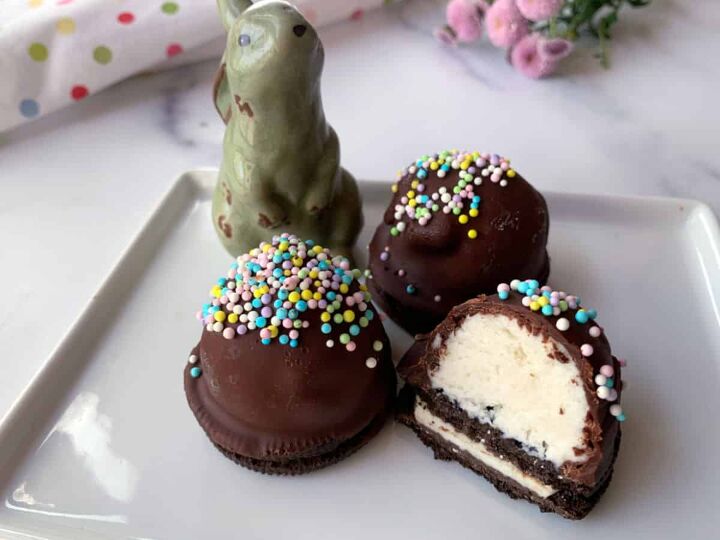 chocolate covered ice cream bites with oreos, Easter Bites