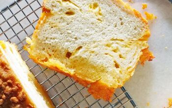 Aunt Ruth's Cheese Bread