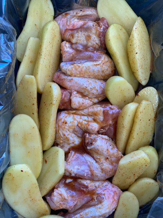 chicken wings with potatoes