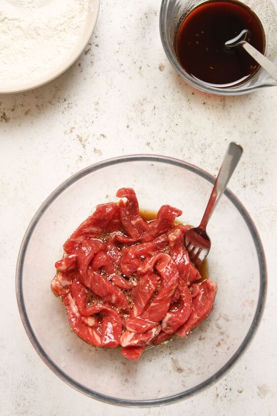 crispy shredded chilli beef tastier than takeaway, Making the sauce and preparation