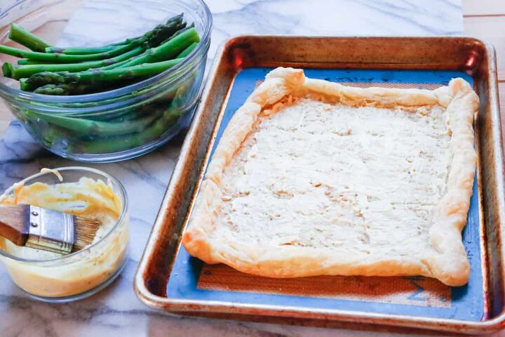asparagus puff pastry, This sauce tastes delicious and won t make your tart soggy at all