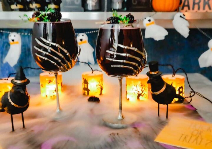 magically delicious 10 bewitching recipes inspired by hocus pocus, Hocus Pocus Drink