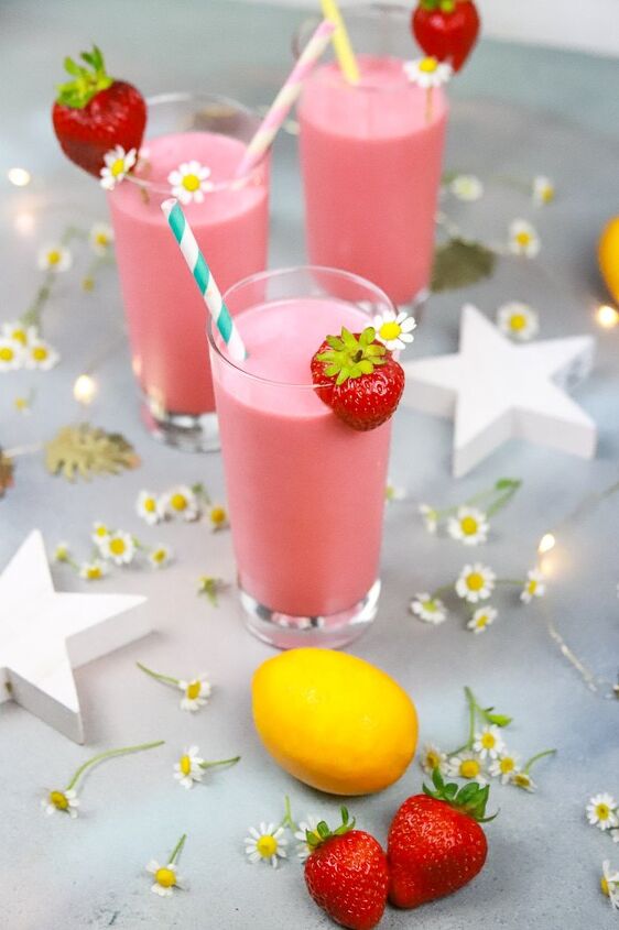 strawberry lemonade protein smoothie refind sugar free, A healthy post workout drink that s great for weightlifters and muscle recovery