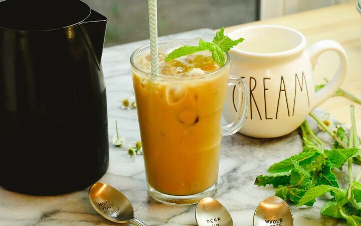 mint iced coffee cold brew, Mint Iced Coffee Cold Brew