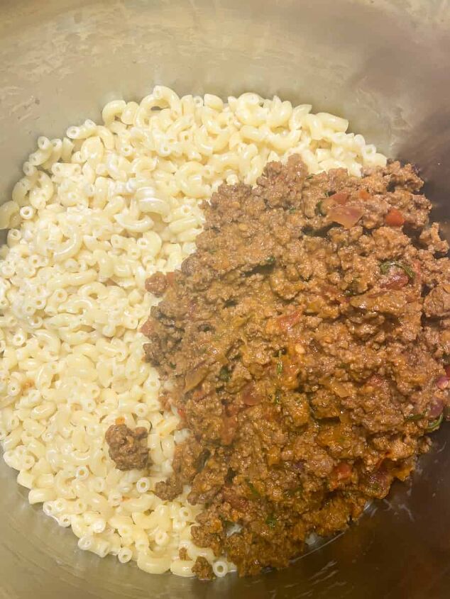 taco pasta casserole, Combine the taco casserole with noodles for taco pasta casserole