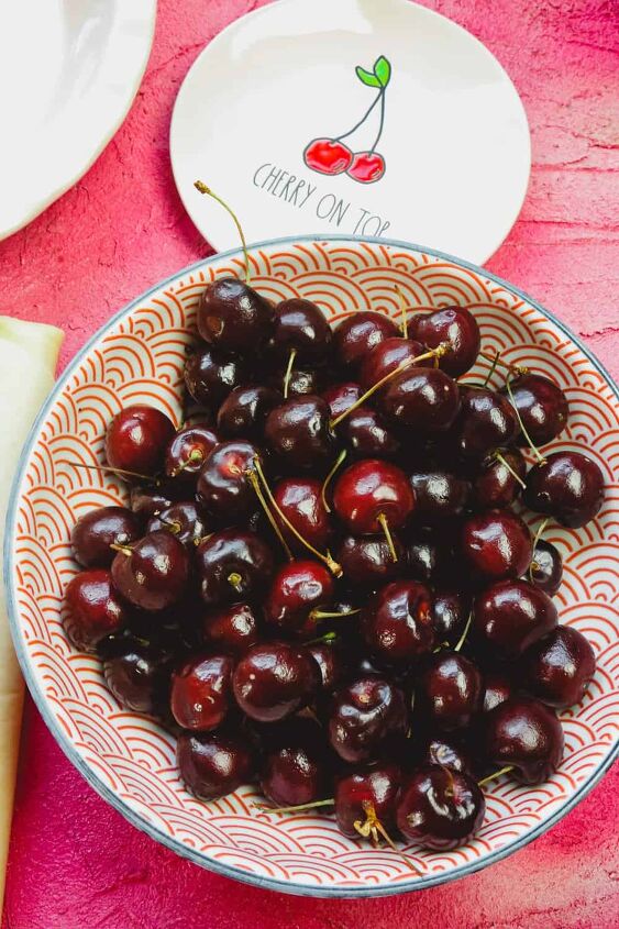 refined sugar free cherry pie, a bowl of bing cherries