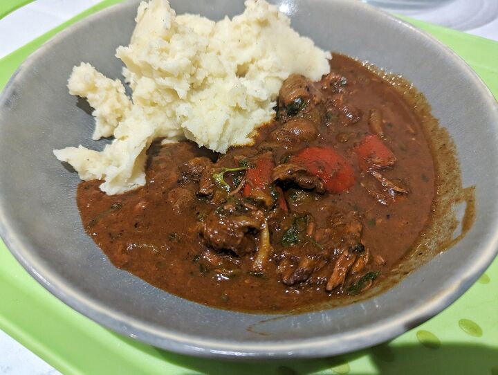 hungarian paprika beef stew