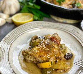 chicken provencal with tomatoes and olives eat mediterranean food