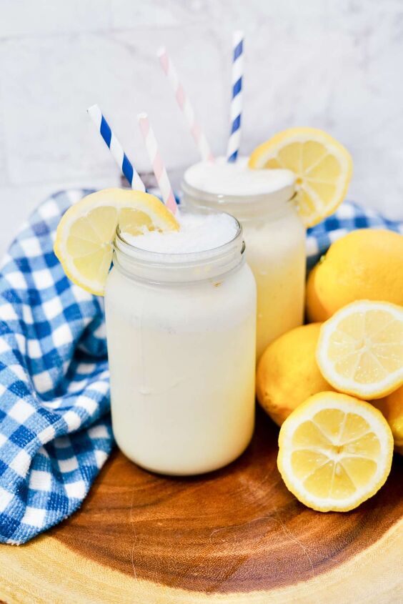 copycat chick fil a frosted lemonade to make at home, How to Make chick fil a lemonade
