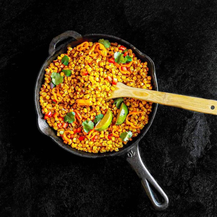 15 minute charred blackened corn, A cast iron skillet filled with blackened corn