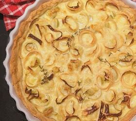Cheesy Leek Pie | Foodtalk