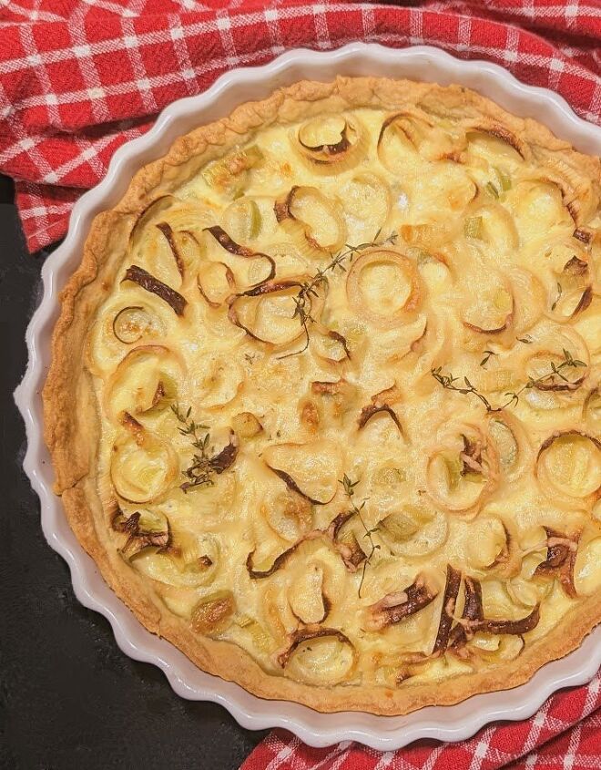 Cheesy Leek Pie | Foodtalk