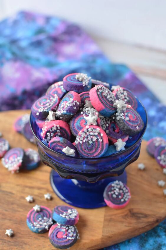 Mini Space Cookies How To Make Galaxy Shortbread Bites Foodtalk Mini Space Cookies How To Make Galaxy Shortbread Bites Foodtalk