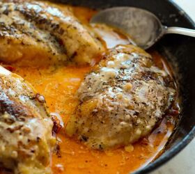 marry me chicken the perfect recipe for a delicious and hearty dinner, Chicken breasts in a skillet with marry me chicken cream sauce