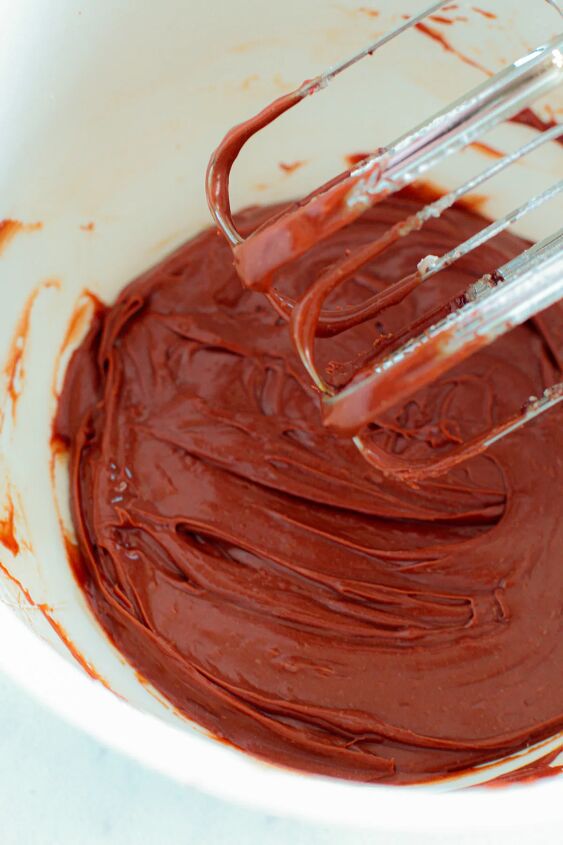 mocha dark chocolate fudgy brownies recipe, Chocolate frosting