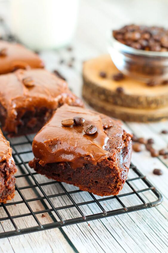 mocha dark chocolate fudgy brownies recipe, Slices of brownies topped with coffee beans on a rack