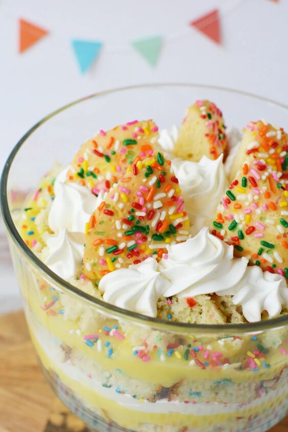 colorful funfetti birthday cake trifle recipe, Funfetti birthday trifle with cookies and whipped cream