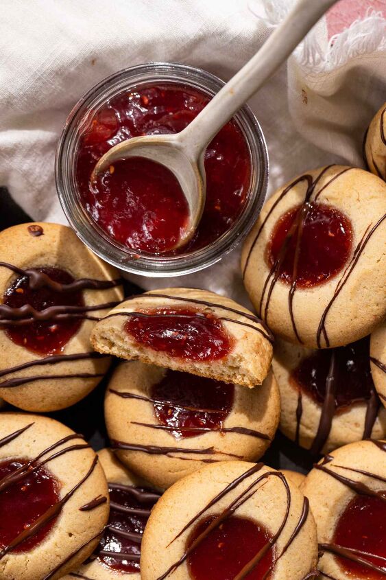 paleo raspberry thumbprint cookies, This homemade raspberry jam is delicious in other desserts too