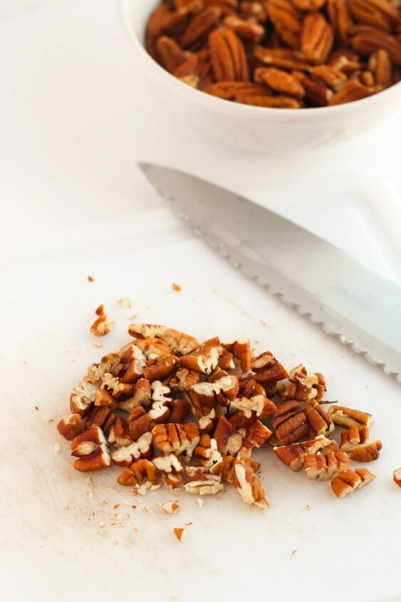 rich and nutty brown butter bourbon cookies, Chopping pecans