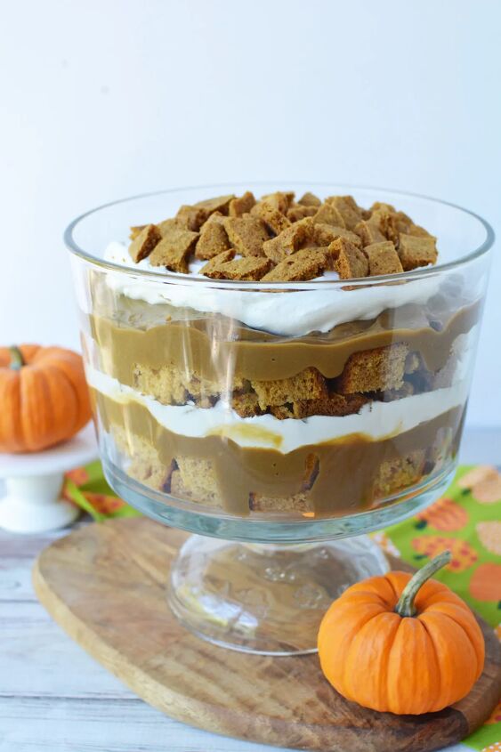 pumpkin spice latte trifle recipe, Pumpkin pie trifle in a bowl