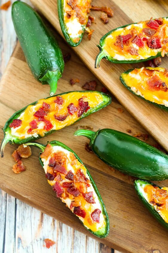 easy bacon jalapeno poppers appetizer, Bacon jalepeno poppers with cream cheese on a surface