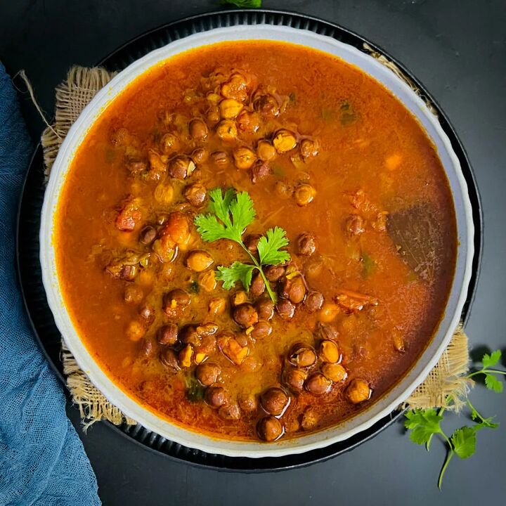 delicious kala chana curry instant pot, Hearty and healthy chana curry