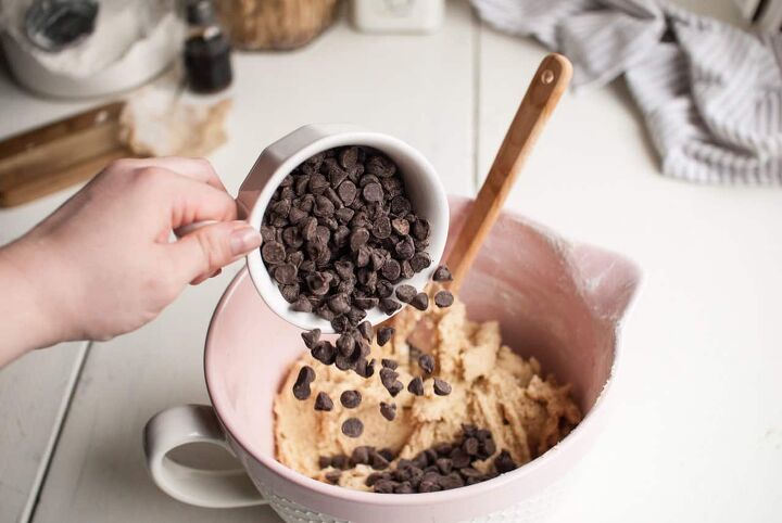 chocolate chip cookie sandwiches, Stir in chocolate chips