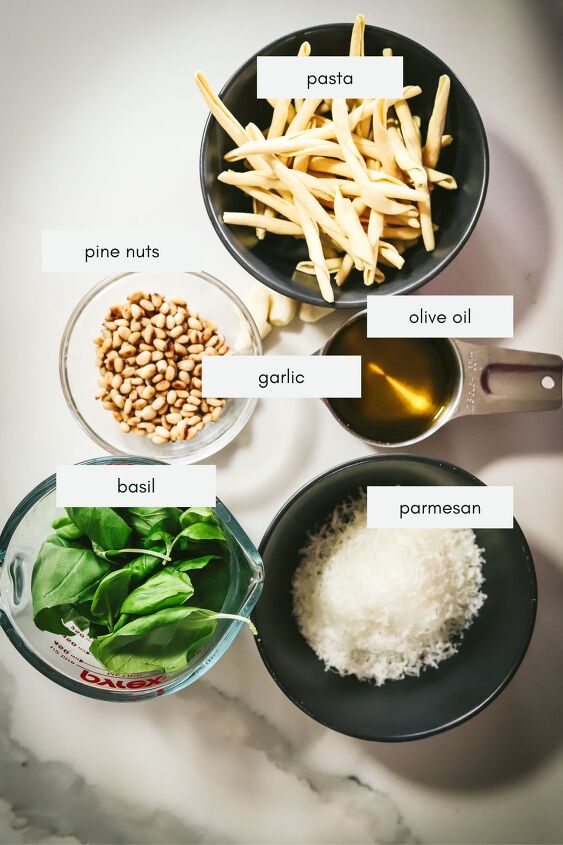 pasta al pesto pesto pasta, Ingredients for pasta al pesto labeled