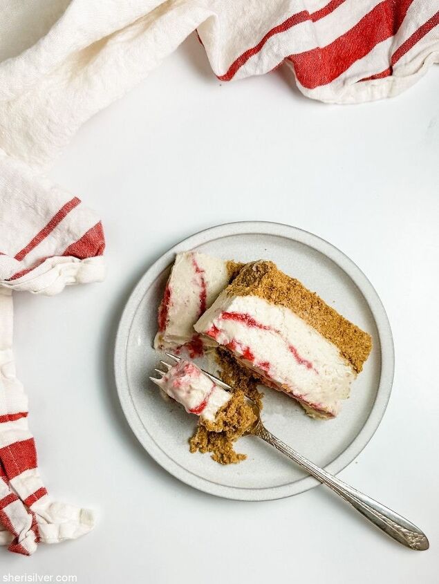 high protein strawberry cottage cheese ice cream bars, strawberry cottage cheese ice cream bars on a white plate