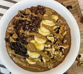Chocolate Peanut Butter Banana Smoothie Bowl