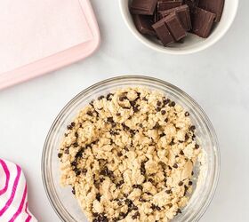 cookie dough bark, Cookie dough and chunks of chocolate in bowls