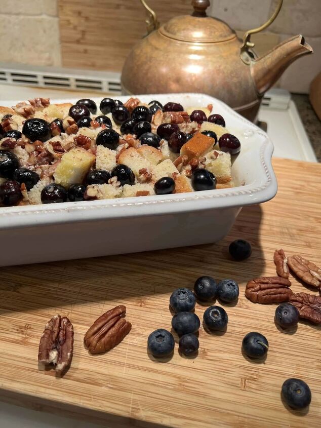 how to make easy and delicious blueberry bread pudding, How to Make Easy and Delicious Blueberry Bread Pudding