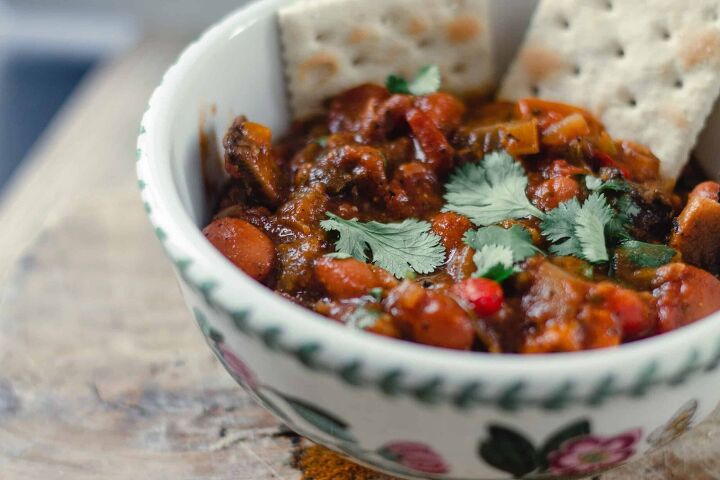 easy and quick low fat vegan chilli, Chilli cooked