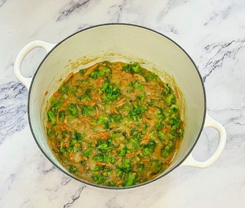 copycat panera broccoli cheese soup, Broccoli and carrots