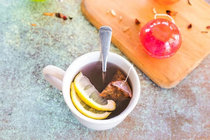 homemade hot tea drops recipe, Mug full of tea with a lemon